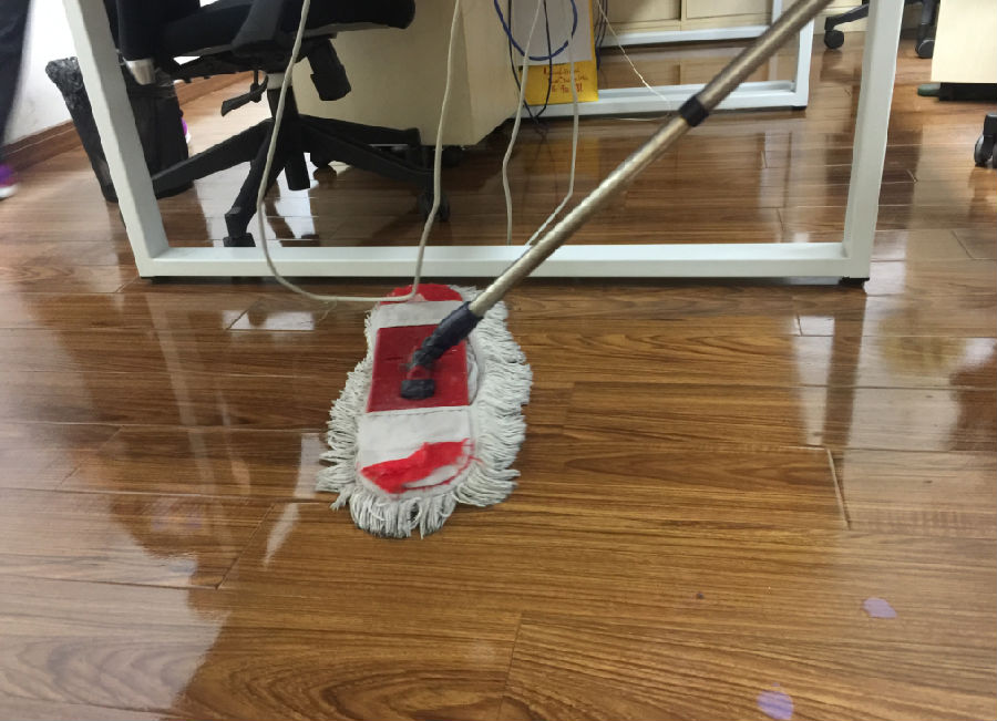 凌海市木地板保洁案例